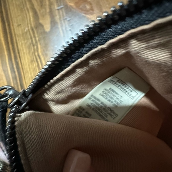 Burberry London Check Canvas Zip Pouch with Black Patent Trim - Picture 9 of 11